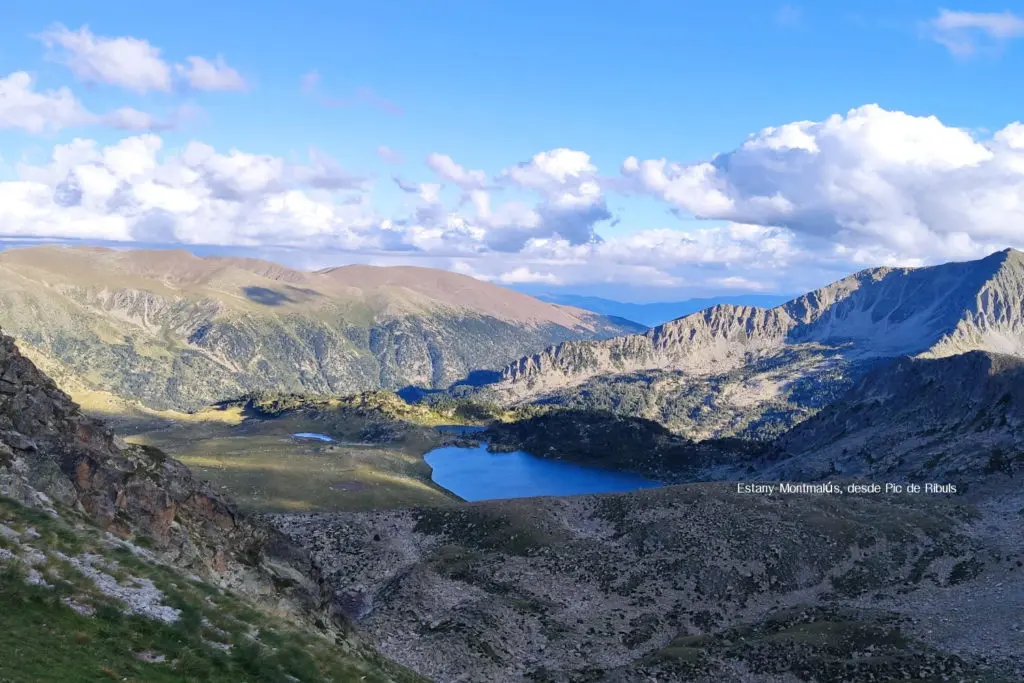 Estany de Montmalùs, desde pic de Ribuls, Andorra